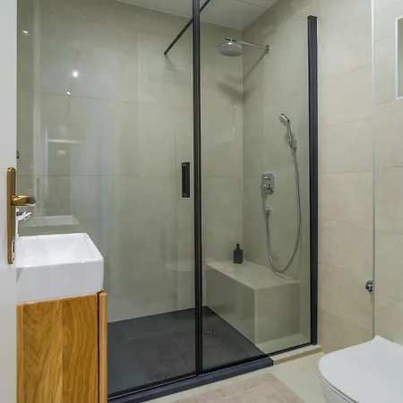 3 Bedroom In Apartman