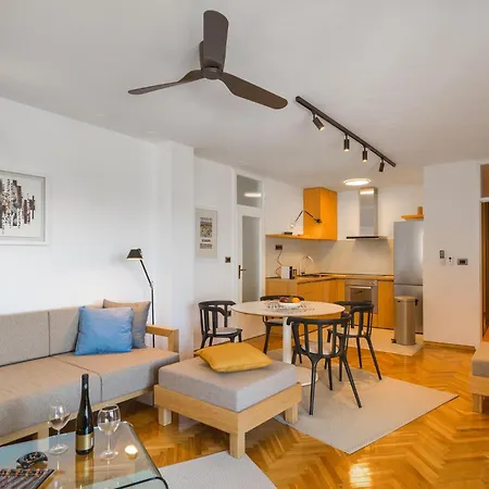 3 Bedroom In Apartman *