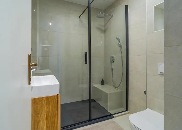 3 Bedroom Lovely In شقة