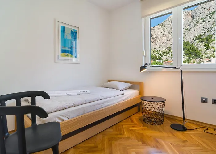 3 Bedroom Lovely In